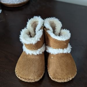 UGG Lemmy 2 boots